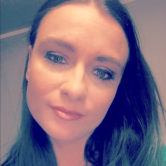 Meet your Posher, Amanda - Picture 1 of 1